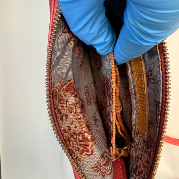 HOBO Stroll Slim Crossbody bag purse in Tea Rose pink leather New - Picture 10 of 10